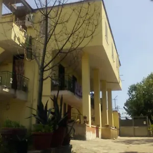  Affittacamere Casa Di Carlo Italia