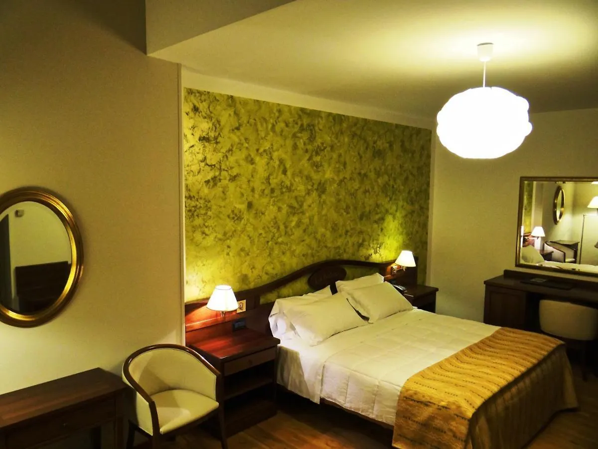 ****  Hotel La Bulesca Italia